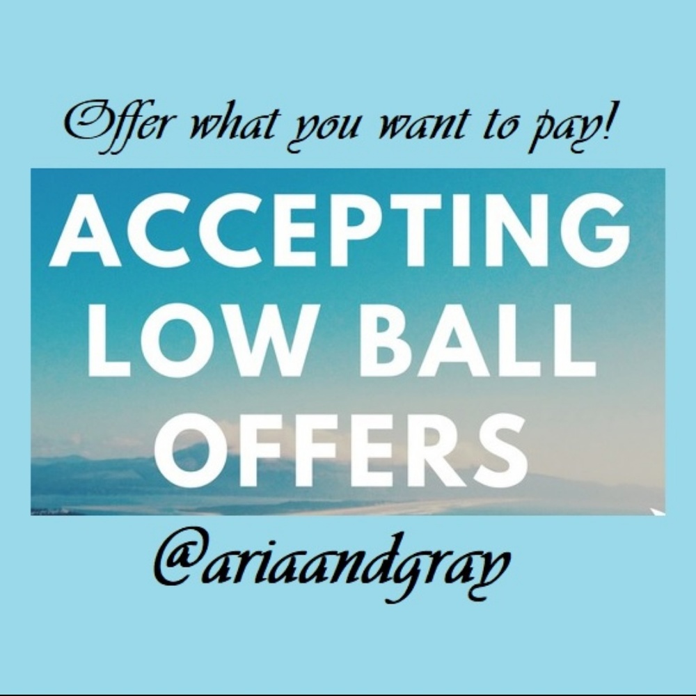 ❗❗CLOSET CLEAR OUT- ACCEPTING LOW BALL OFFERS ❗❗